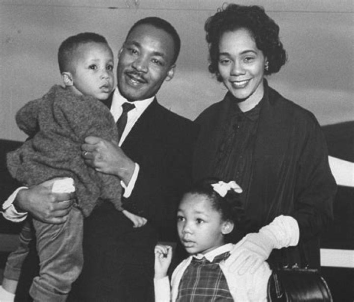 Discover His Kids And Family Life