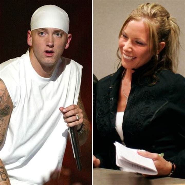 Eminem's Current Girlfriend In 2022: Unveiling The Mystery