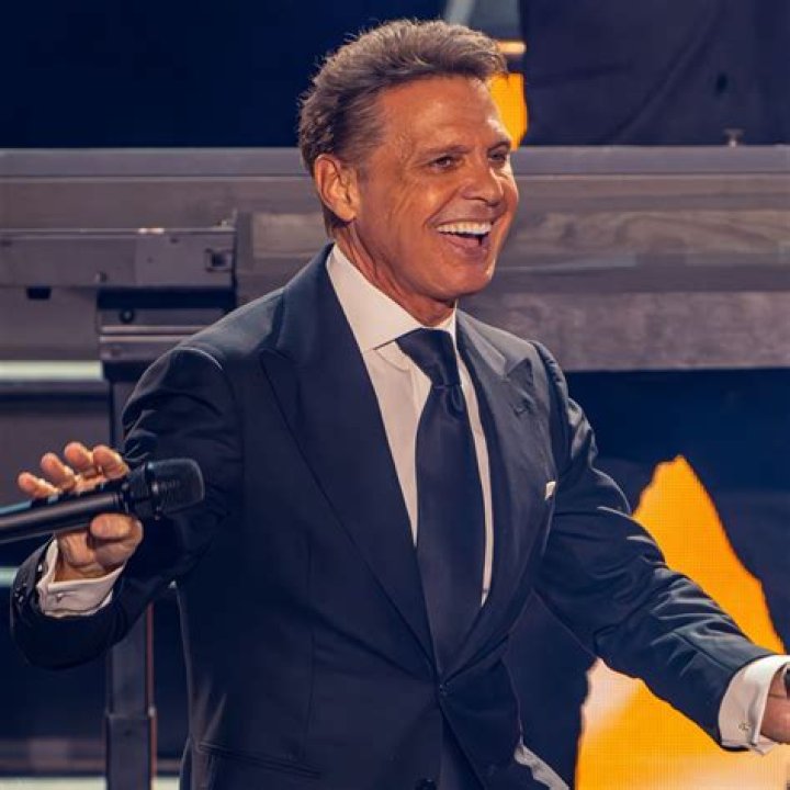 Unveiling The Impact Of Luis Miguel's Height: Discoveries And Insights